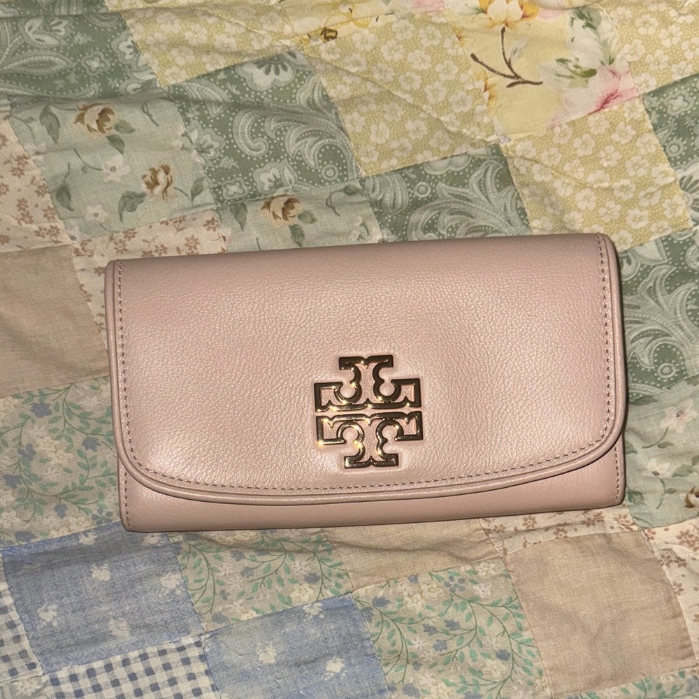 Tory Burch Blush Leather Wallet